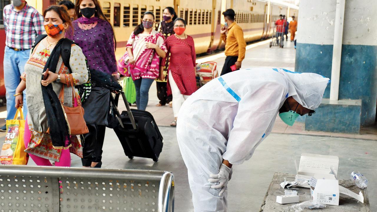 Busy on phone, UP nurse gives 2 COVID-19 jabs to woman